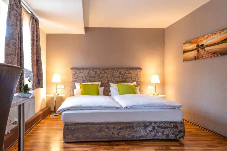 Bedroom 4, Hotel Engel, Fulda