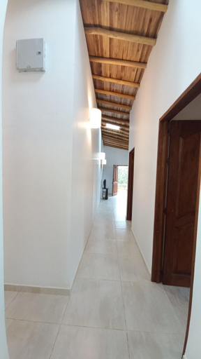 Others 5, CASAS CAMPESTRES VILLA COVA Da IRIA BARICHARA, Villanueva