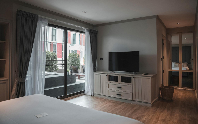Bedroom 12