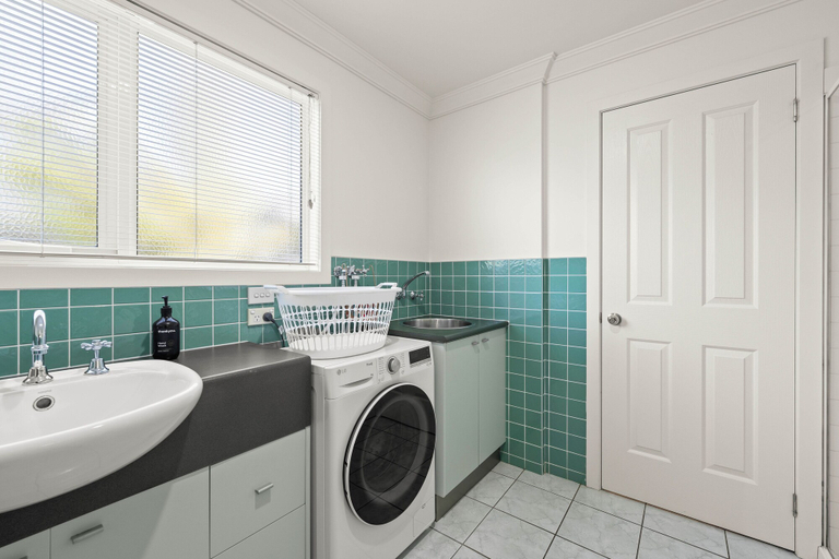 Bathroom 3, Beach Haven - Gorgeous 2 Bedroom House, Kingborough