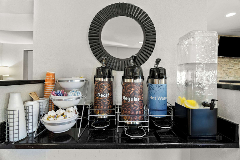 Food & Drinks 4, Comfort Inn Joliet West I-80, Will