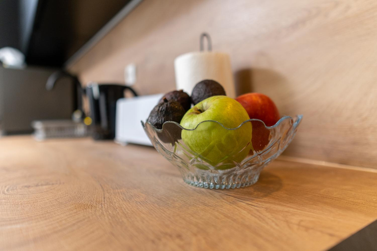 Food & Drinks 4, Chic 1BR Apartment with Balcony in Plovdiv, Plovdiv