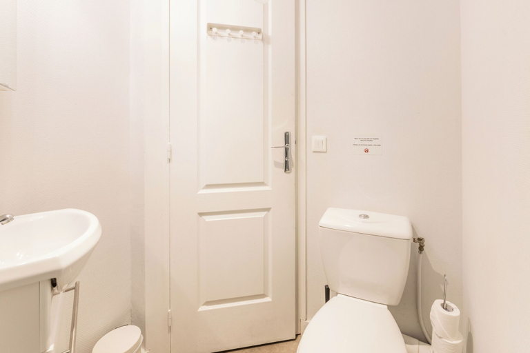 Bathroom 3, WS Montmartre - Sacré Coeur, Paris
