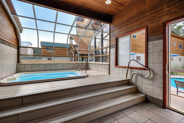 Others 5, The Nordic Lodge, Routt