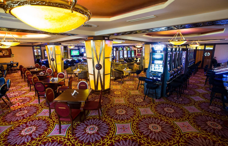Food & Drinks 5, Casino & Hotel Royal, Domažlice