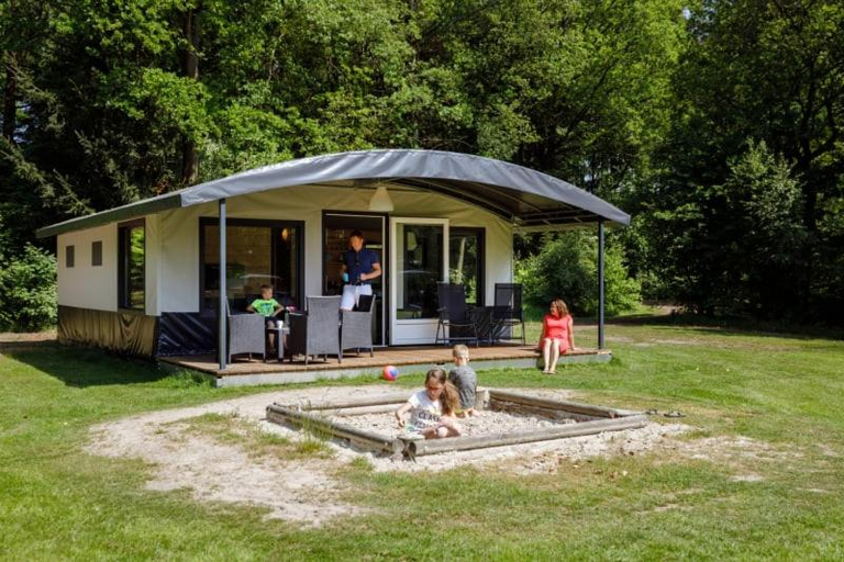 Others 4, RCN Vakantiepark de Roggeberg, Ooststellingwerf