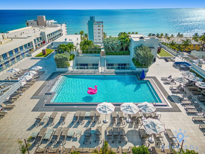 Room 4, Hollywood Beach Broad Walk Gym Amazing Pool, Broward