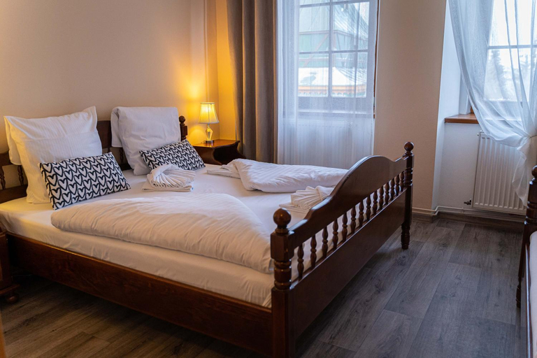 Bedroom 2, Hotel Praha, Karlovy Vary