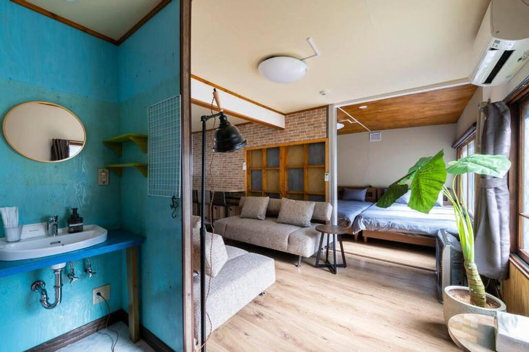 Bathroom 11