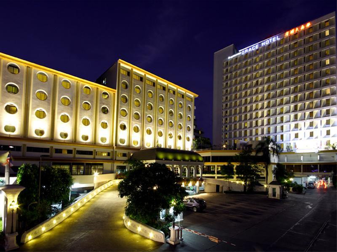 Exterior 7