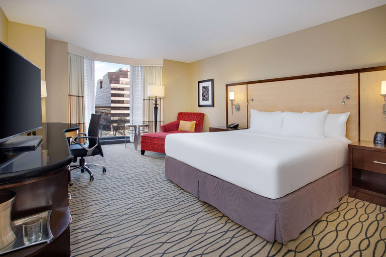 Bedroom 4, Hilton Rosemont Chicago O'Hare, Cook