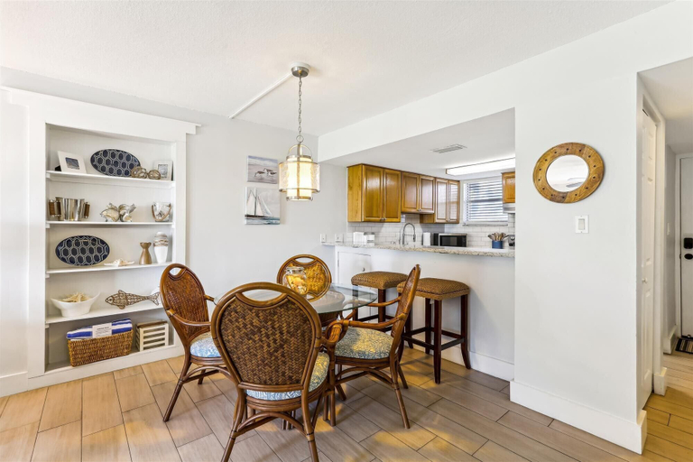 Others 4, Coquina A101, Saint Johns