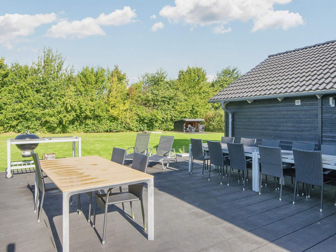 Food & Drinks, 5 Star Holiday Home in Sydals, Sønderborg