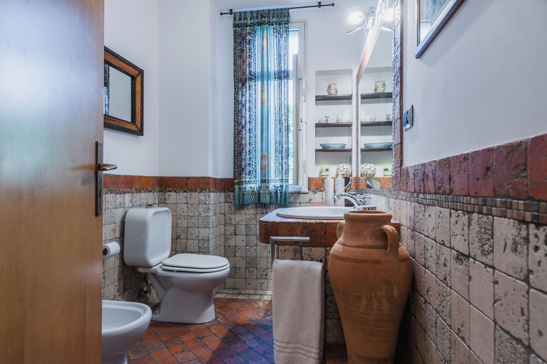 Bathroom, Villa Amunì by Wonderful Italy, Catania