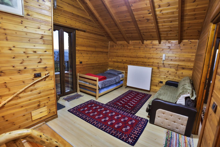 Bedroom 2, Shtepia Tradites Gjinar, Elbasanit