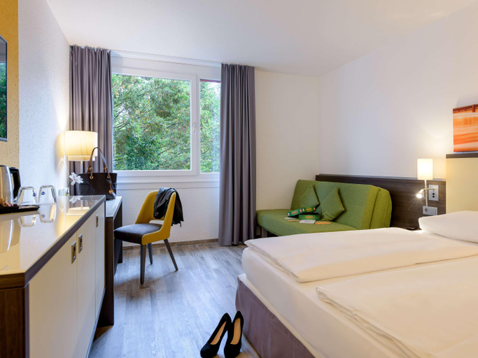 Bedroom 4, Mercure Hotel Koeln West, Köln