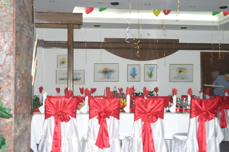 Food & Drinks 5, Hotel Select, Tulcea