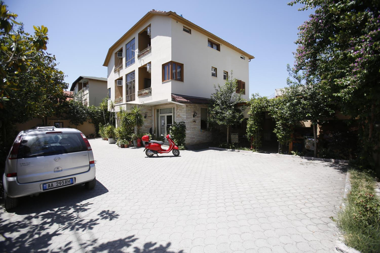 Exterior & Views 2, Akropoli Hotel, Tirana