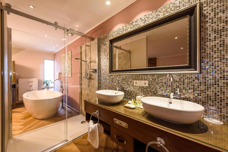 Bathroom 5, Bergergut Geniesserhotel, Rohrbach im Mühlkreis