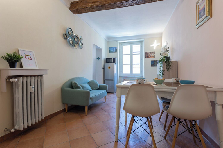 Dining Room 8