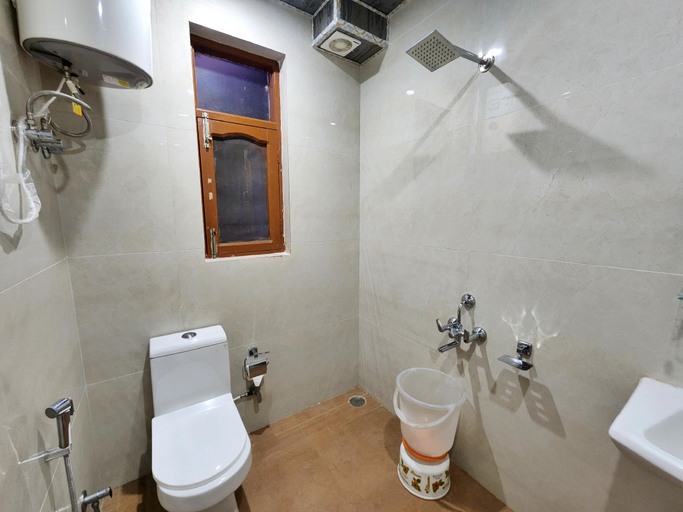 Bathroom, Solitude Inn by Epic Hospitality, Shimla