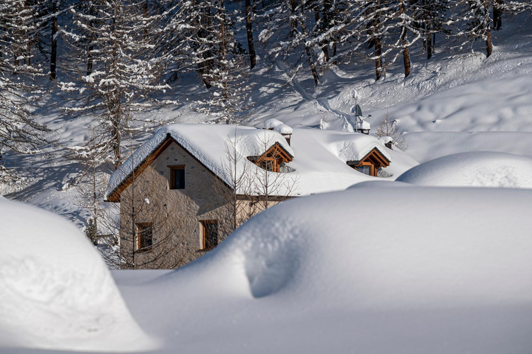 Others, Chalet Aria Pura, Sondrio