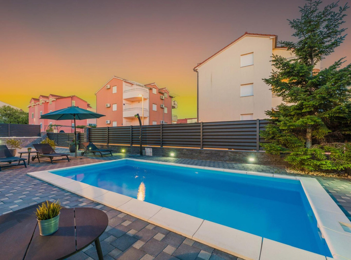 Sport & Beauty 3, Villa S, Vodice