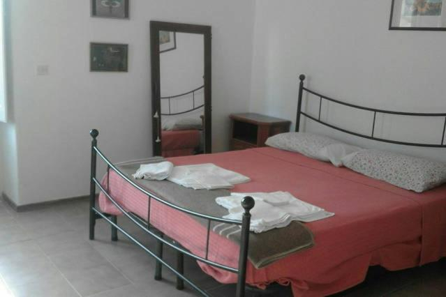 Bedroom 2, Cilento Coast, Palazzo Pisani Pollica -Salerno-Campania-Italy, Salerno