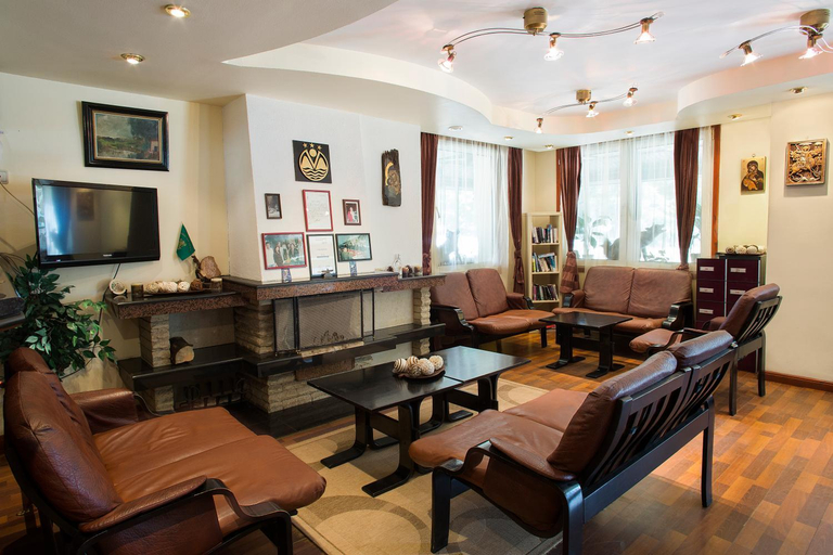Public Area 2, Victoria Hotel Borovets - Free Parking, Samokov