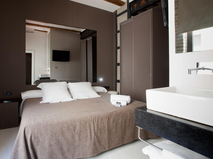 Bedroom 3, Cosy Rooms Embajador, Valencia