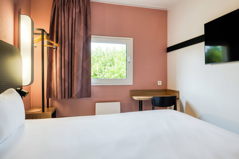Bedroom 3, B&B HOTEL Liège Rocourt, Liège