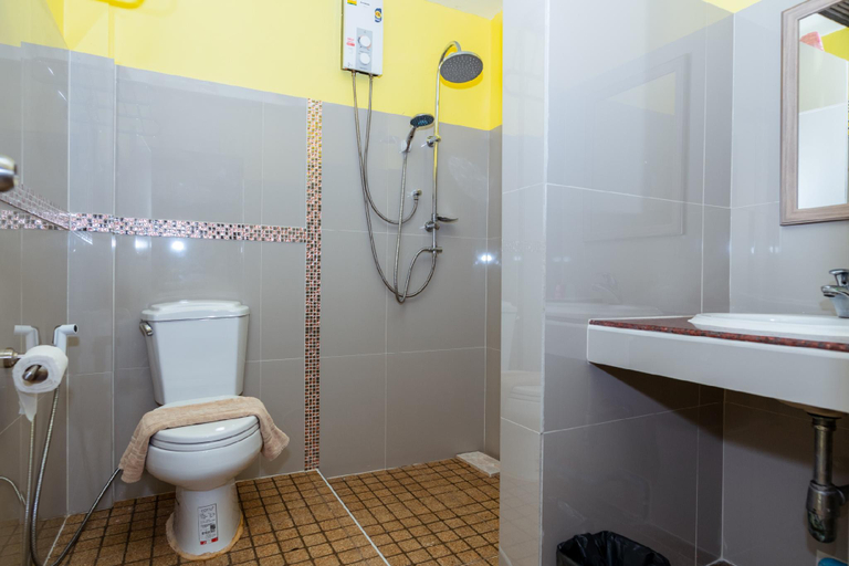 Bathroom 5
