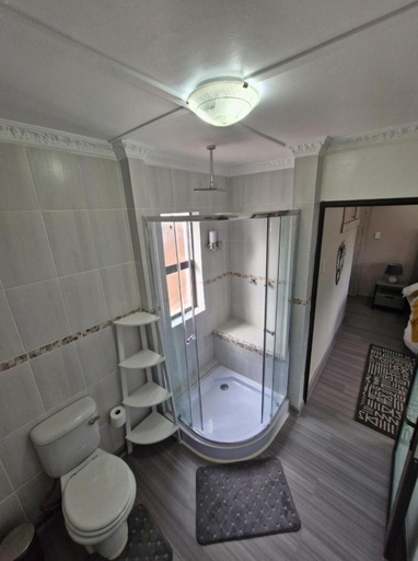 Others 5, Le-n-Biki Air B&B, Thabo Mofutsanyane