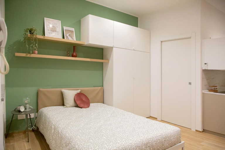 Don Bi Apartments, Novara