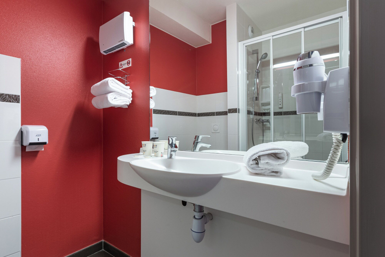 Bathroom 4, ACE Hotel Arras-Beaurains, Pas-de-Calais