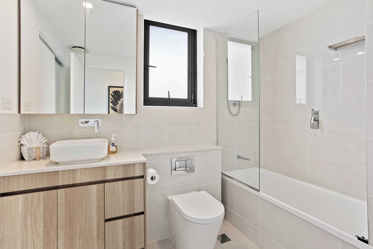 Bathroom 3, Ocean View Luxury in Periscope, Gold Coast