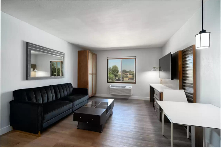 Bedroom, Mainstay Suites Moreno Valley, Riverside