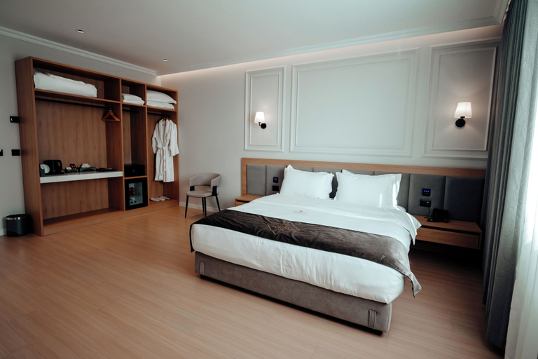 Bedroom 2, Holiday Hotel, Tirana