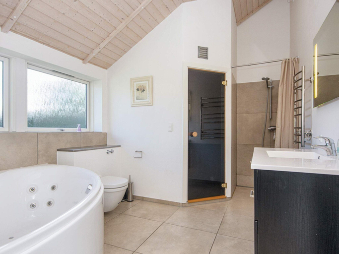 Bathroom 3, 5 Star Holiday Home in Sydals, Sønderborg