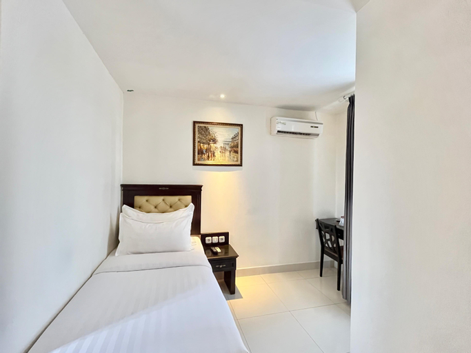 Bedroom 6