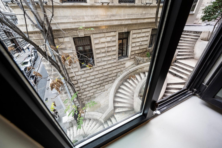 Others 3, DeCamondo Residence, Beyoğlu