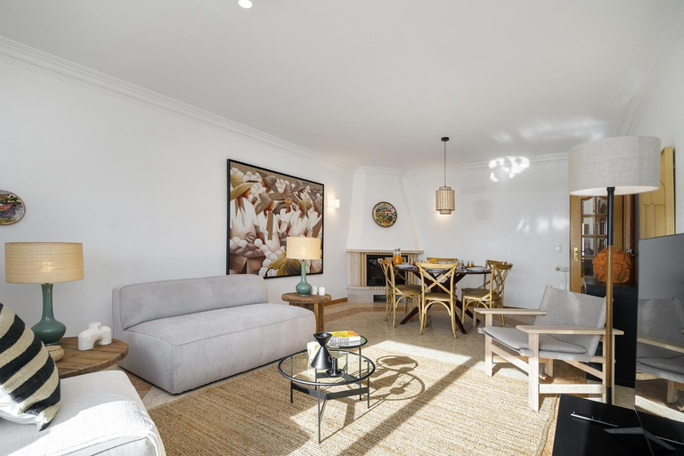 Facilities 2, WHome Surfer's Paradise Retreat: Digital Nomads & Remote Workers, Mafra