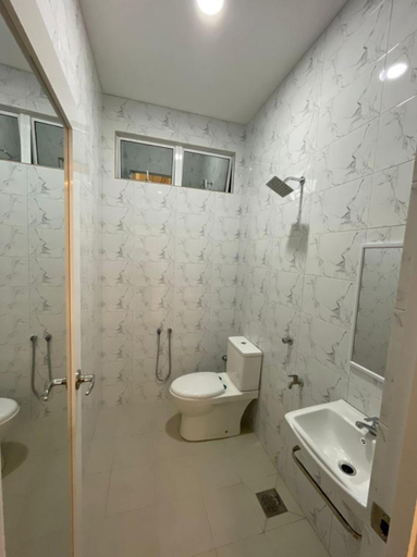 Bathroom 3, TIMELESS COTTAGE KB, Kota Bharu