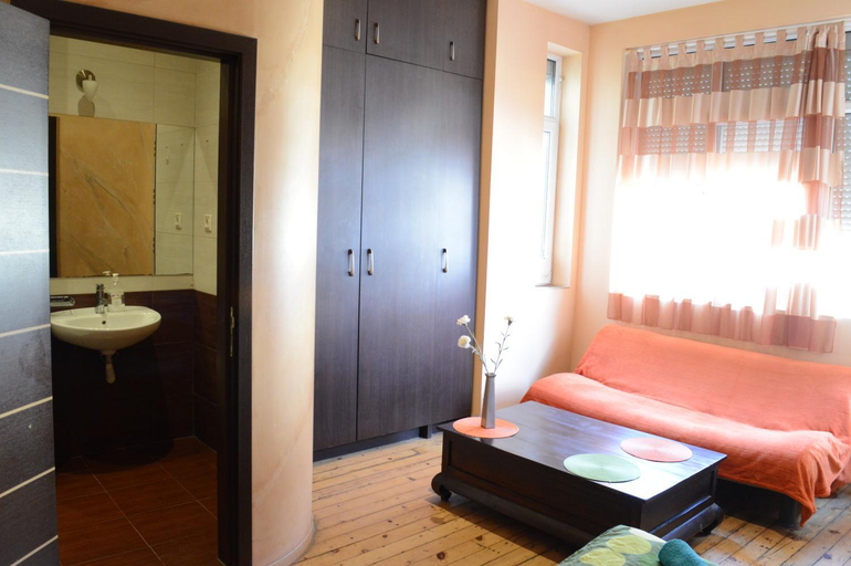 Others 5, Elegance on a Budget - Rooms for Rent in Sofia Center, Stolichna