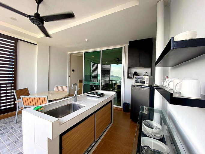 Dining Room 5