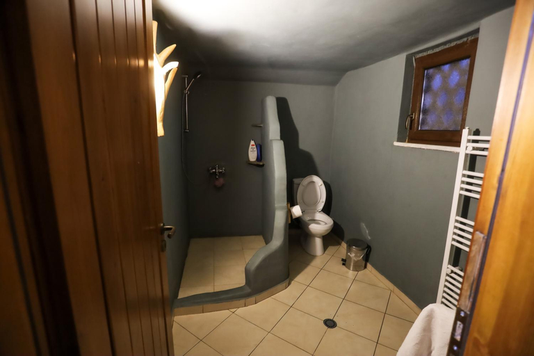 Bedroom 3, Shtepia Tradites Gjinar, Elbasanit