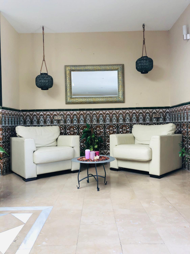 Public Area 3, Puerta Nazarí, Granada