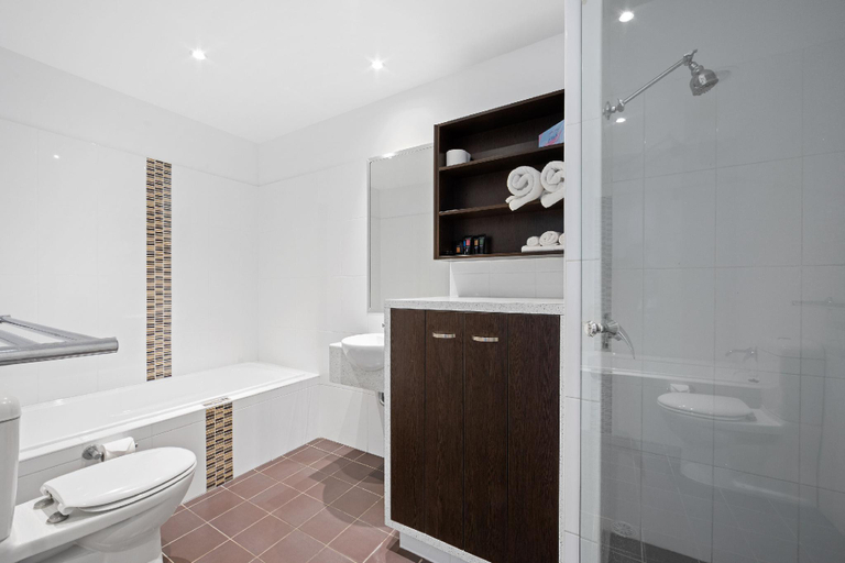 Bathroom 5, Mantra Quayside Port Macquarie, Port Macquarie-Hastings - Pt A