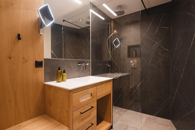 Bathroom 4, Hotel Fisserhof, Landeck
