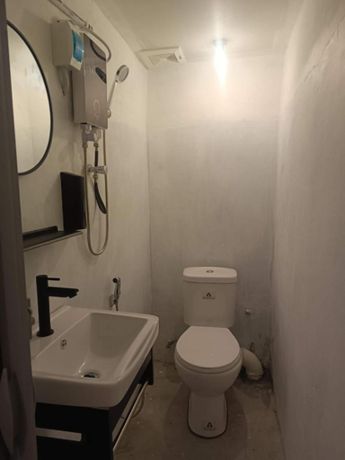 Bathroom 4, Hotel O J Stay Guesthouse, Penang Island